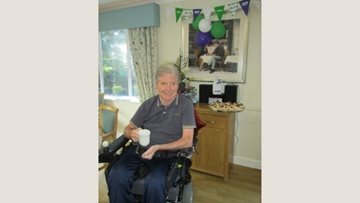 Hinckley care home help out with a cuppa